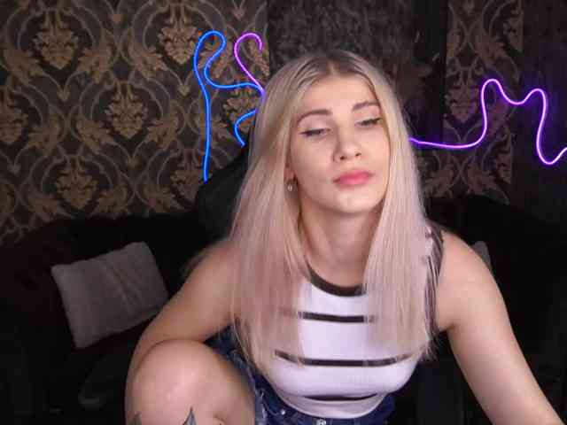 LenaLove webcam