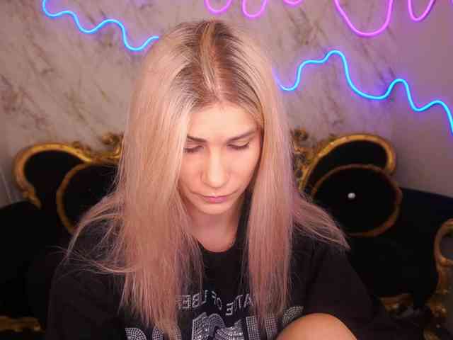 LenaLove webcam