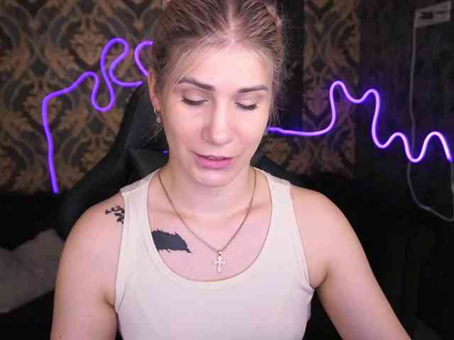 LenaLove webcam