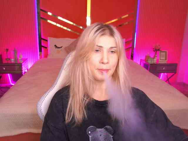 LenaLove webcam
