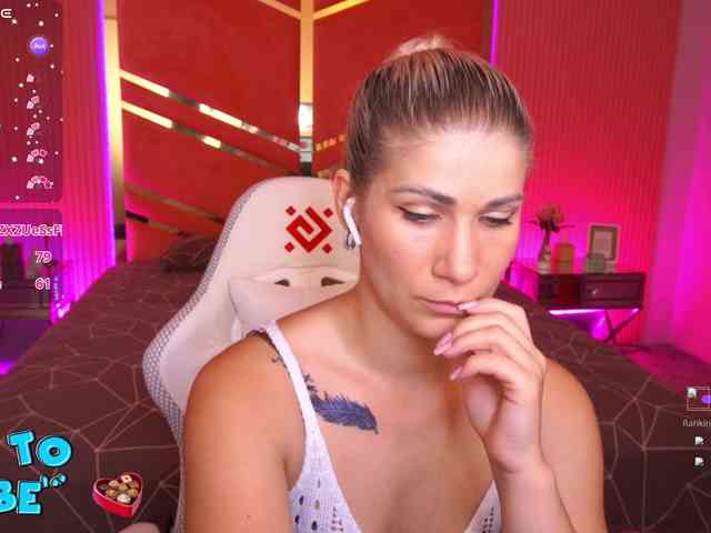 LenaLove webcam