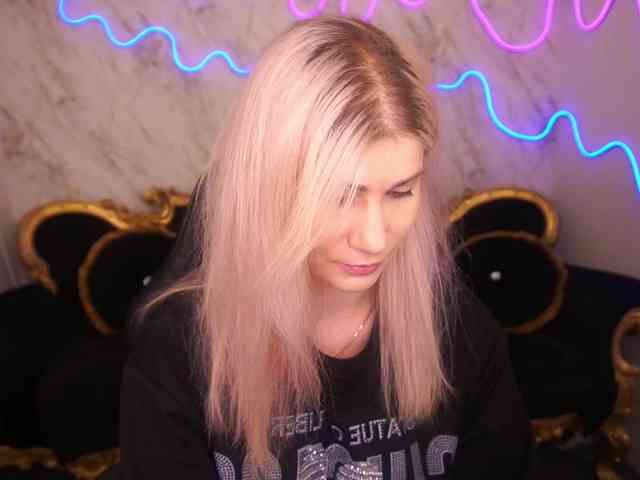 LenaLove webcam