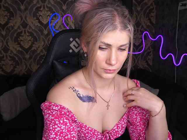 LenaLove webcam