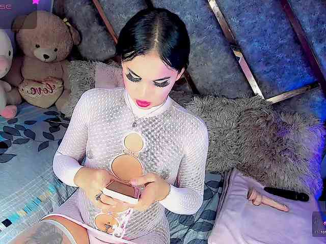 Gia21XXX Live Webcam on BongaCams