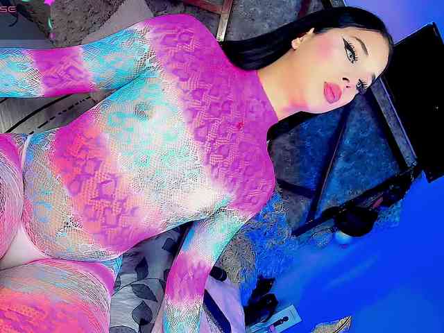 Gia21XXX Live Webcam on BongaCams