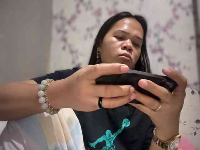 SophiaNavigar Live Webcam on BongaCams