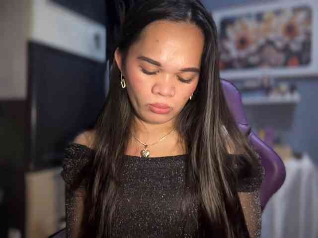 SophiaNavigar Live Webcam on BongaCams