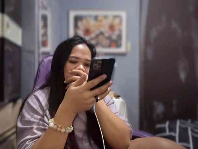 SophiaNavigar Live Webcam on BongaCams