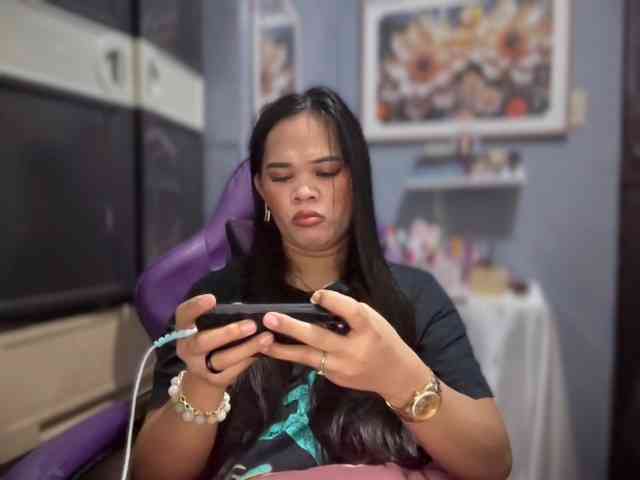 SophiaNavigar Live Webcam on BongaCams