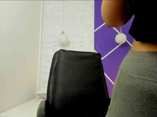 Anniie webcam