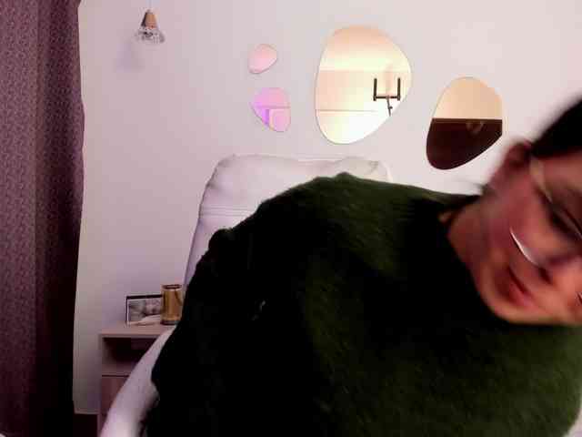 Anniie webcam