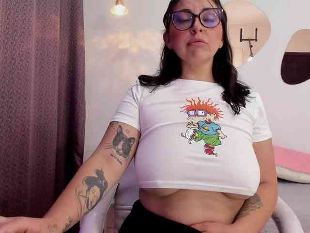 Anniie webcam