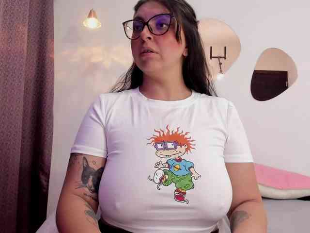 Anniie webcam