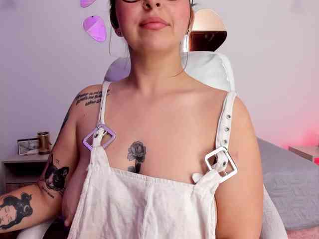 Anniie webcam