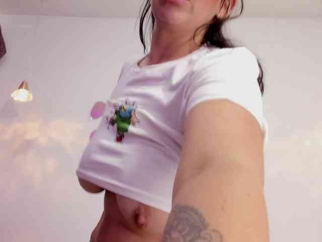 Anniie webcam