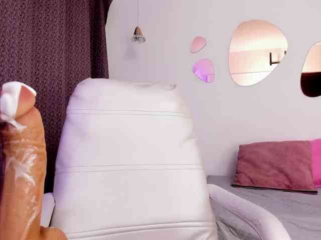 Anniie webcam