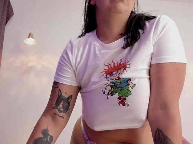 Anniie webcam