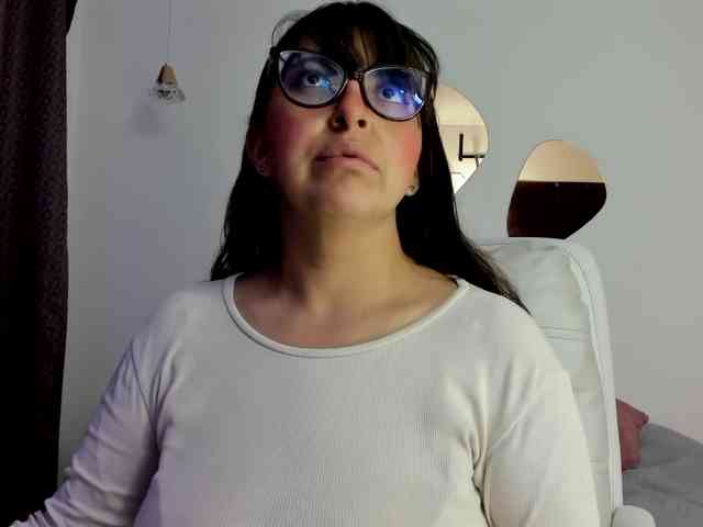 Anniie webcam