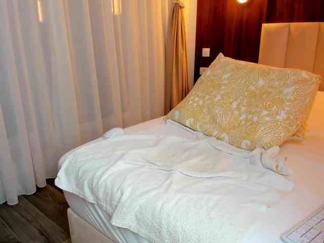 Saradiamond01 webcam