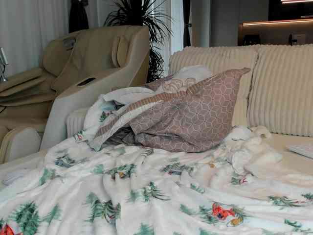 Saradiamond01 webcam