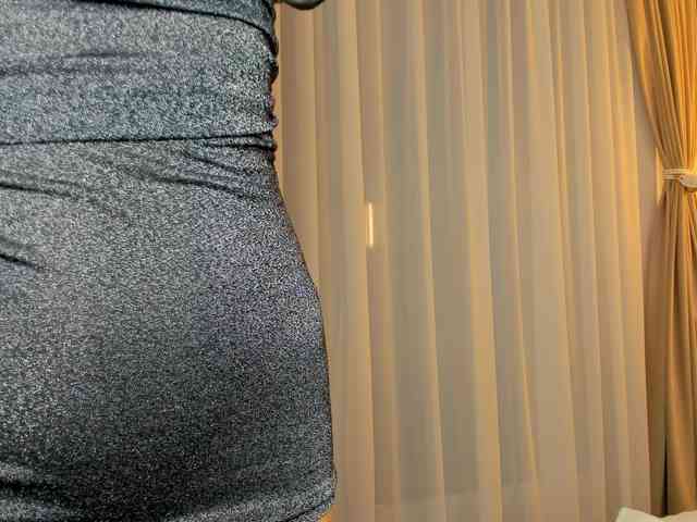 Saradiamond01 webcam