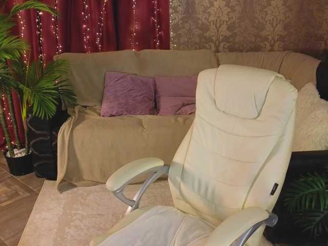 Lilu5107's BongaCams show and profile