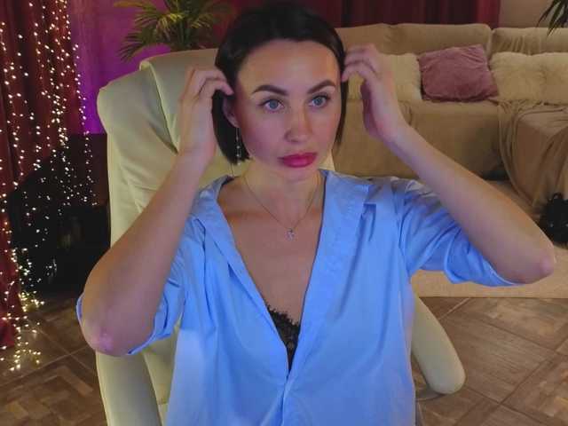 Lilu5107's BongaCams show and profile