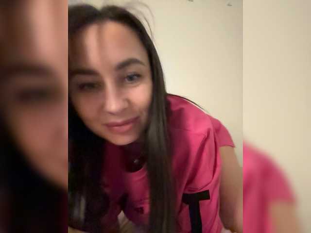 Lilu5107's BongaCams show and profile