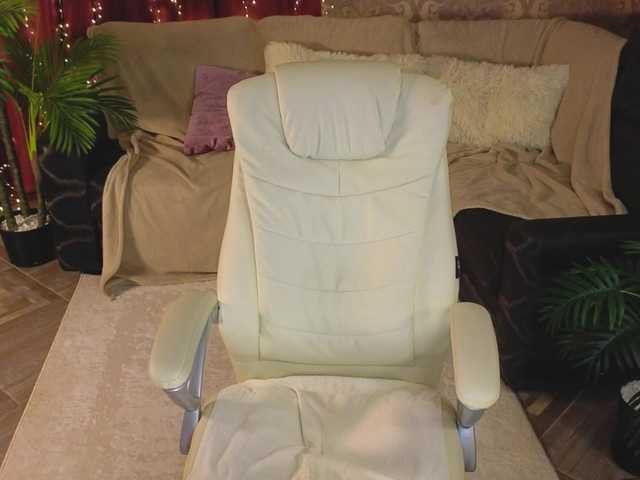 Lilu5107's BongaCams show and profile