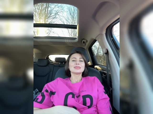 Lilu5107's BongaCams show and profile