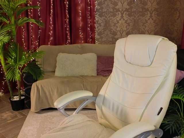 Lilu5107's BongaCams show and profile