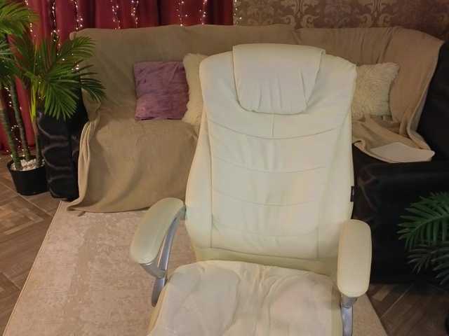 Lilu5107's BongaCams show and profile