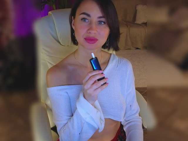 Lilu5107's BongaCams show and profile