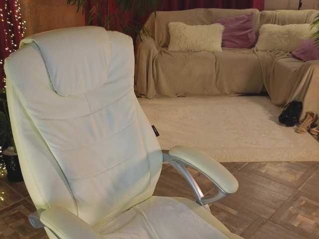 Lilu5107's BongaCams show and profile