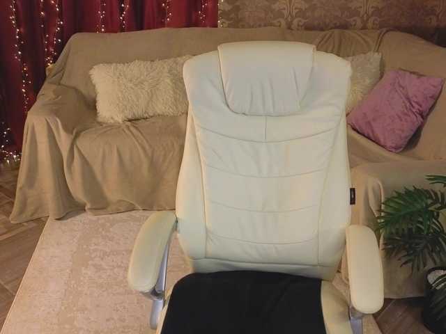 Lilu5107's BongaCams show and profile