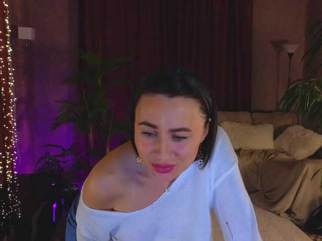 Lilu5107's BongaCams show and profile