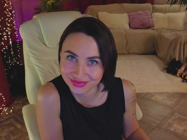 Lilu5107's BongaCams show and profile