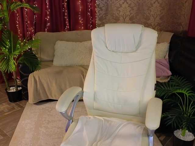 Lilu5107's BongaCams show and profile