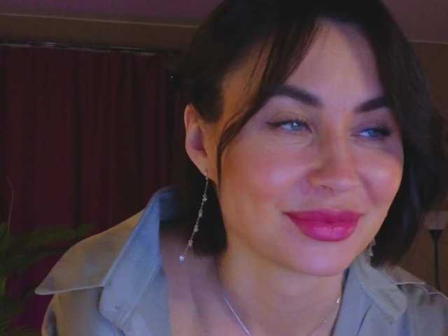 Lilu5107's BongaCams show and profile