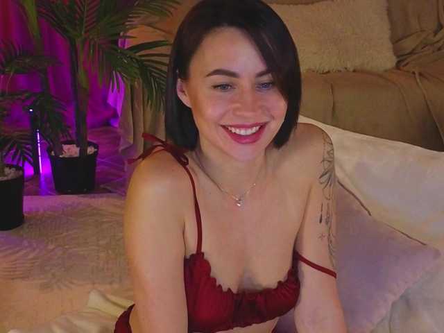 Lilu5107's BongaCams show and profile