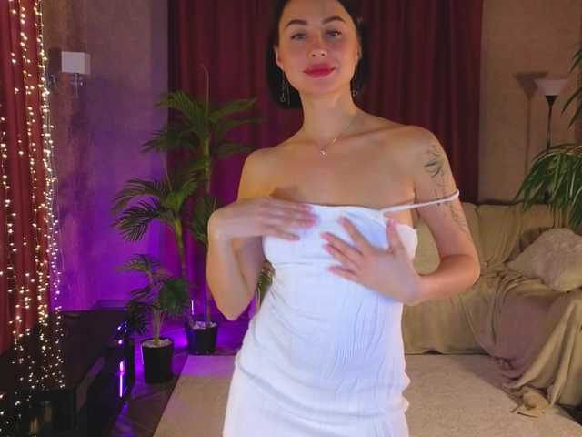 Lilu5107's BongaCams show and profile