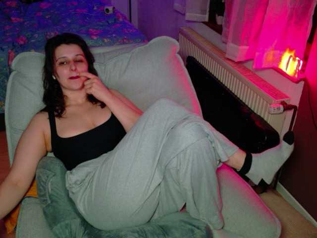 jennasxy19's BongaCams show and profile