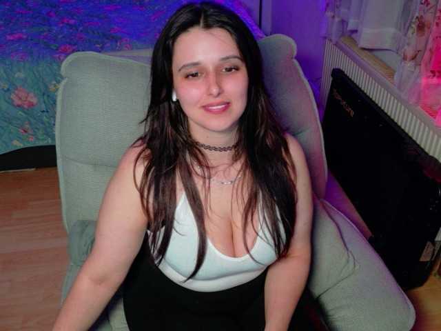 jennasxy19's BongaCams show and profile