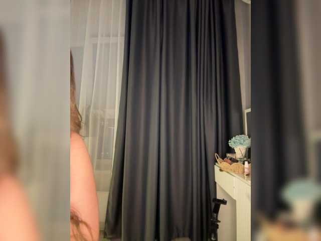 LiLi11a Live Cam on BongaCams