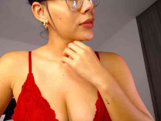 Kara_ webcam