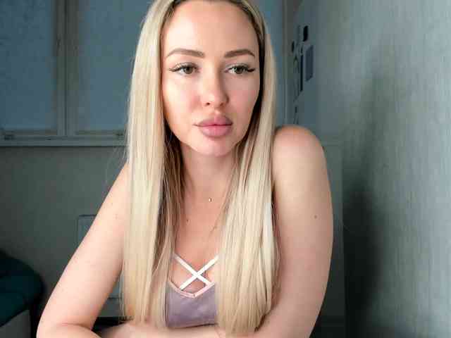 JuciePussy webcam