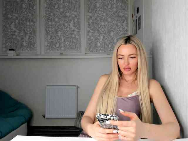 JuciePussy webcam