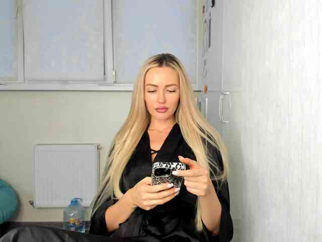 JuciePussy webcam