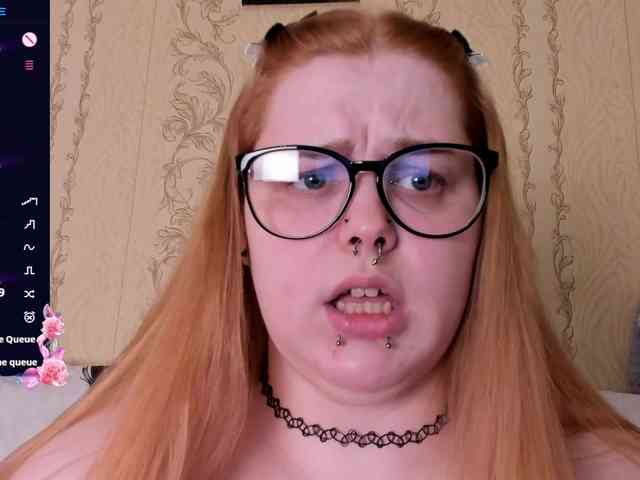 CrowDiamond Live Webcam on BongaCams