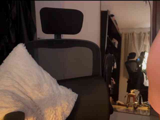 TattedPrincess webcam